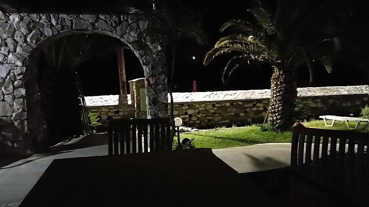 Το Πετρινο Villa Agia Marina Mikrolimanou Bagian luar foto