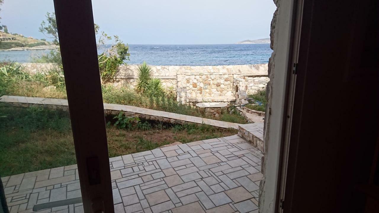 Το Πετρινο Villa Agia Marina Mikrolimanou Bagian luar foto